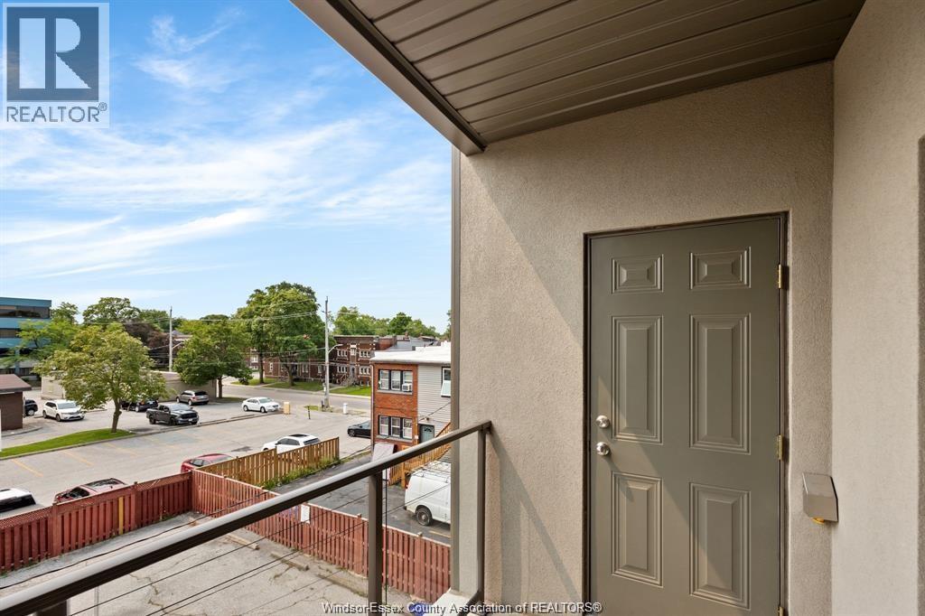 955 OUELLETTE AVENUE Unit# 305, Windsor, Ontario, N9A4J5 — Photo 18