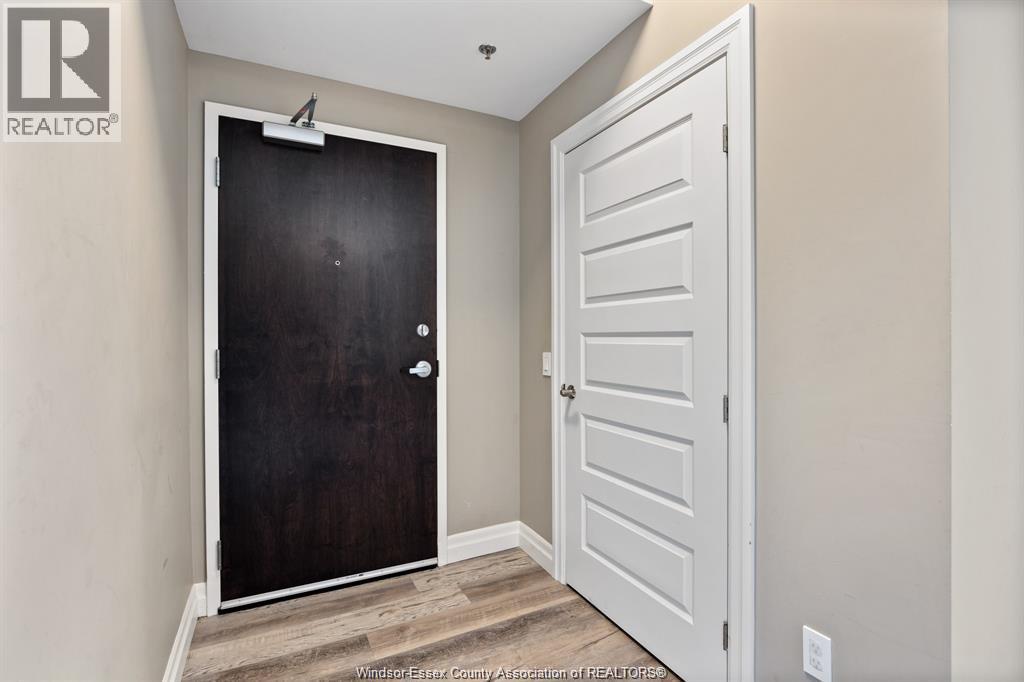 955 OUELLETTE AVENUE Unit# 305, Windsor, Ontario, N9A4J5 — Photo 2