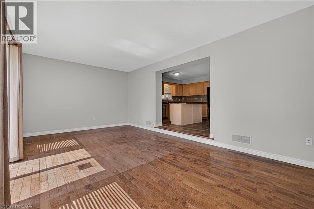 19 SINCLAIR Street, Guelph, Ontario, N1L1S1 — Photo 11
