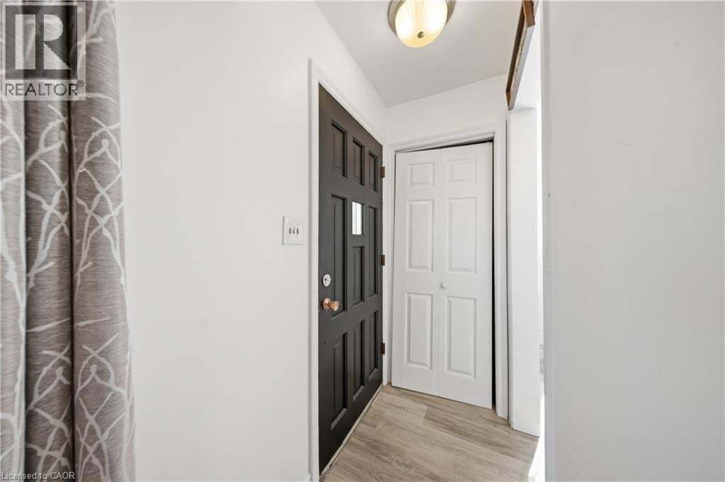 6376 ASH Street, Niagara Falls, Ontario, L2G2H5 — Photo 3