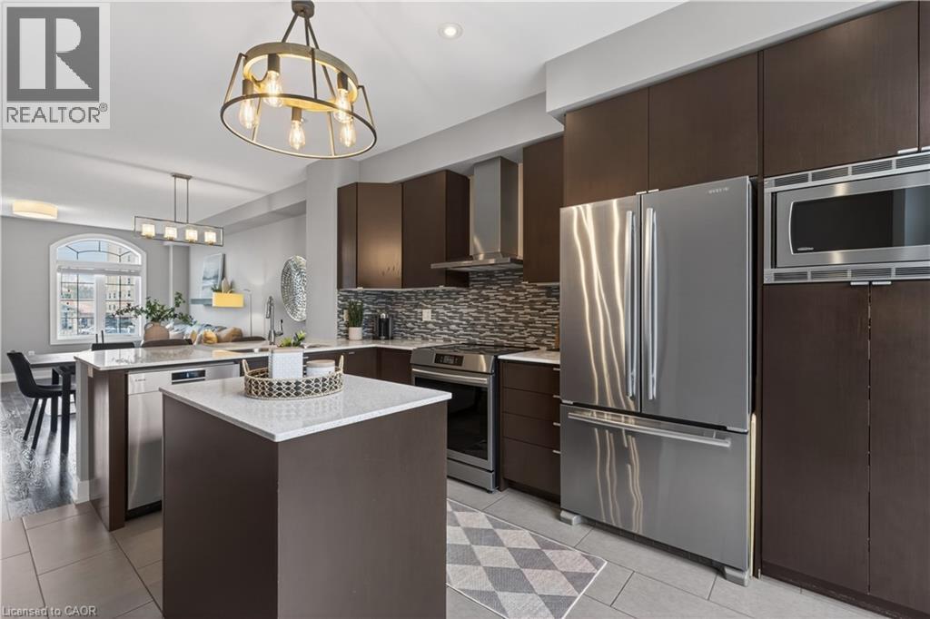 4165 UPPER MIDDLE Road Unit# 30, Burlington, Ontario, L7M0V4 — Photo 4