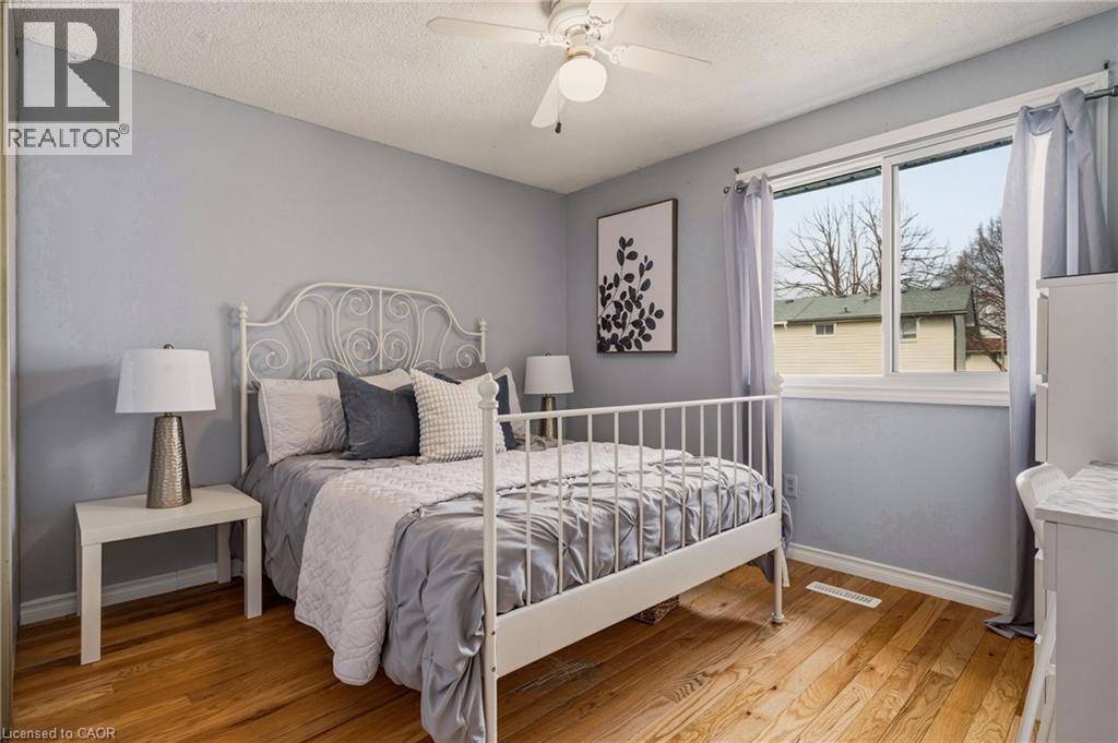 19 GOLDEN ORCHARD Drive, Hamilton, Ontario, L9C6J2 — Photo 14