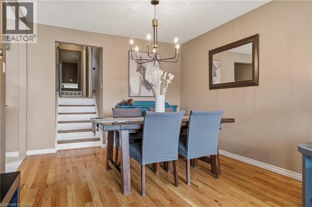 19 GOLDEN ORCHARD Drive, Hamilton, Ontario, L9C6J2 — Photo 6