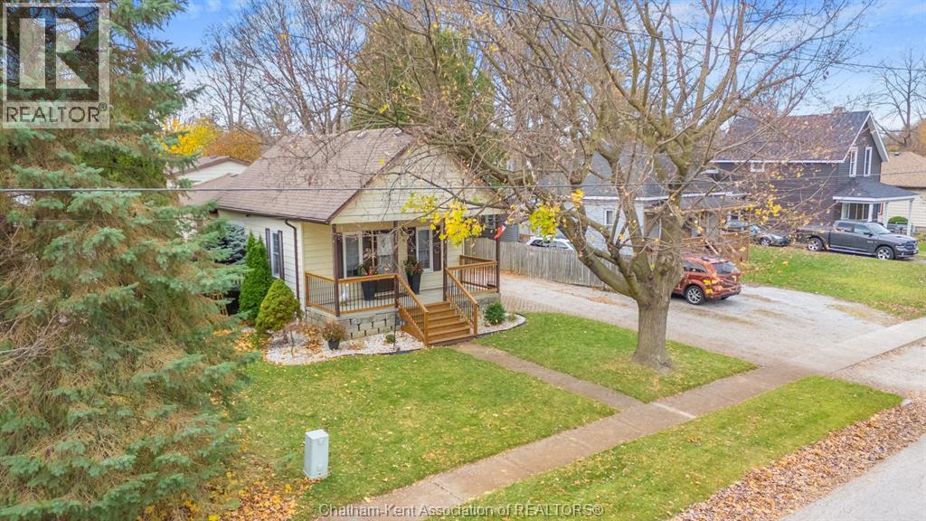 26 BEDFORD STREET, Chatham, Ontario, N7L2V3 — Photo 3