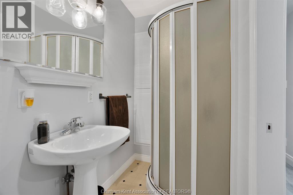 26 BEDFORD STREET, Chatham, Ontario, N7L2V3 — Photo 41