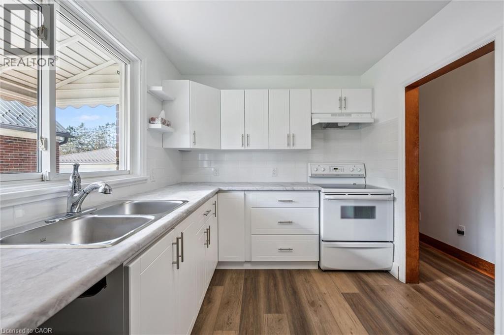 128 MAUSSER Avenue, Kitchener, Ontario, N2M3K5 — Photo 12