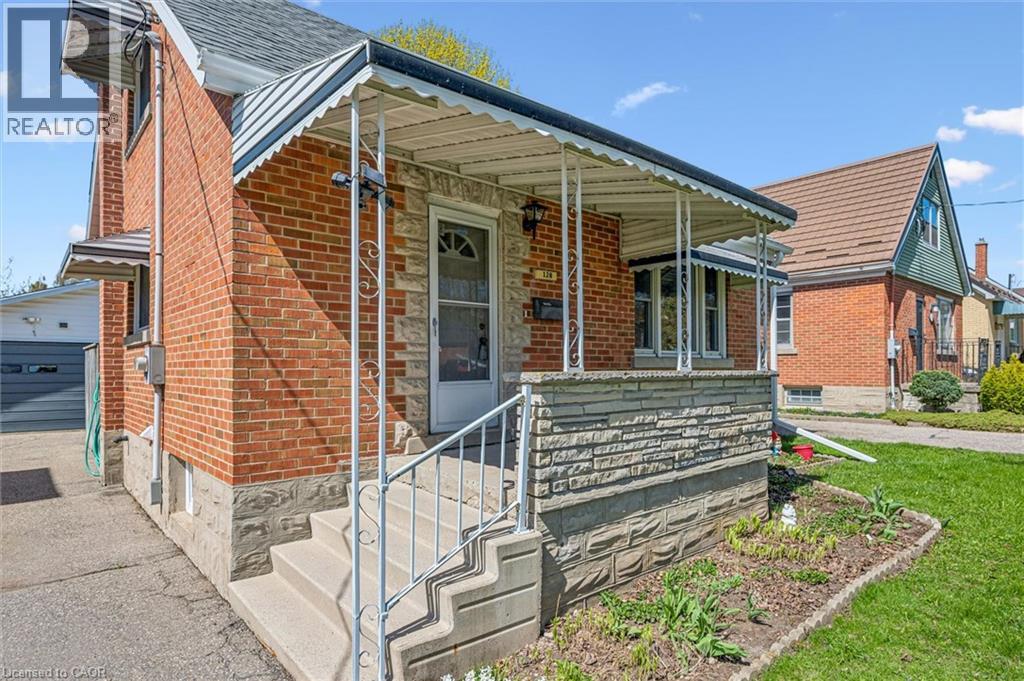 128 MAUSSER Avenue, Kitchener, Ontario, N2M3K5 — Photo 3