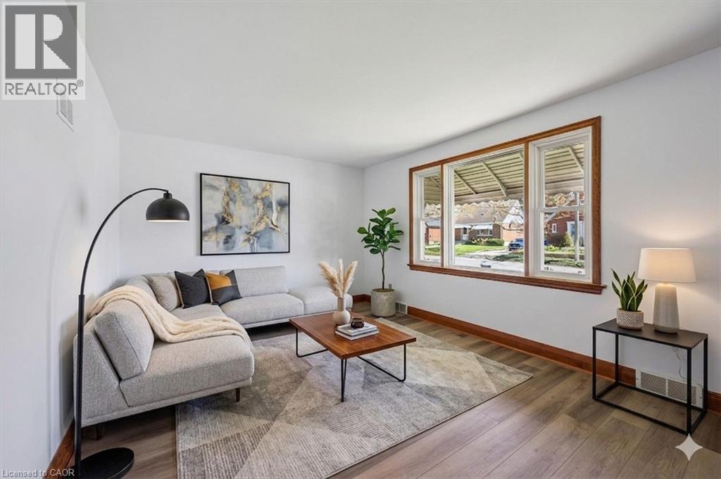 128 MAUSSER Avenue, Kitchener, Ontario, N2M3K5 — Photo 5