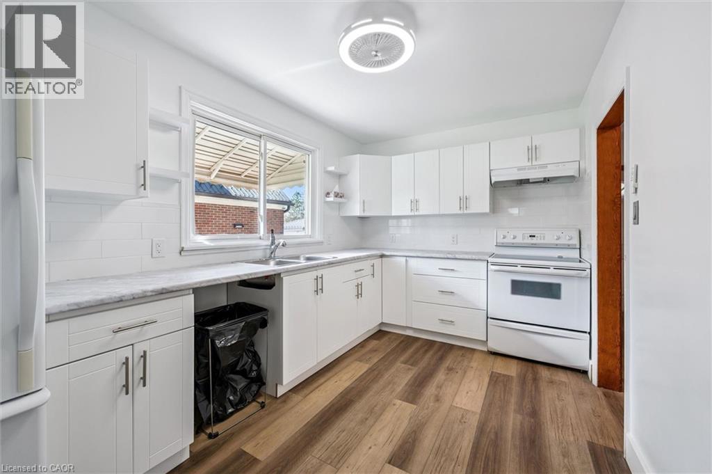 128 MAUSSER Avenue, Kitchener, Ontario, N2M3K5 — Photo 9