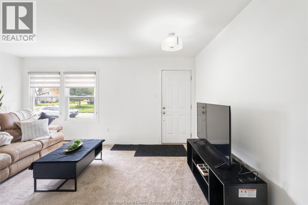 103 Orange STREET, Leamington, Ontario, N8H1R1 — Photo 4