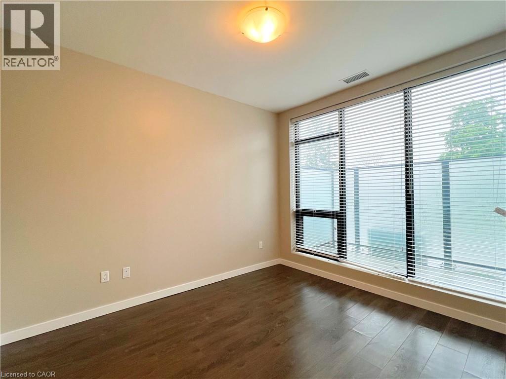 690 W KING Street W Unit# 116, Kitchener, Ontario, N2G0B9 — Photo 10