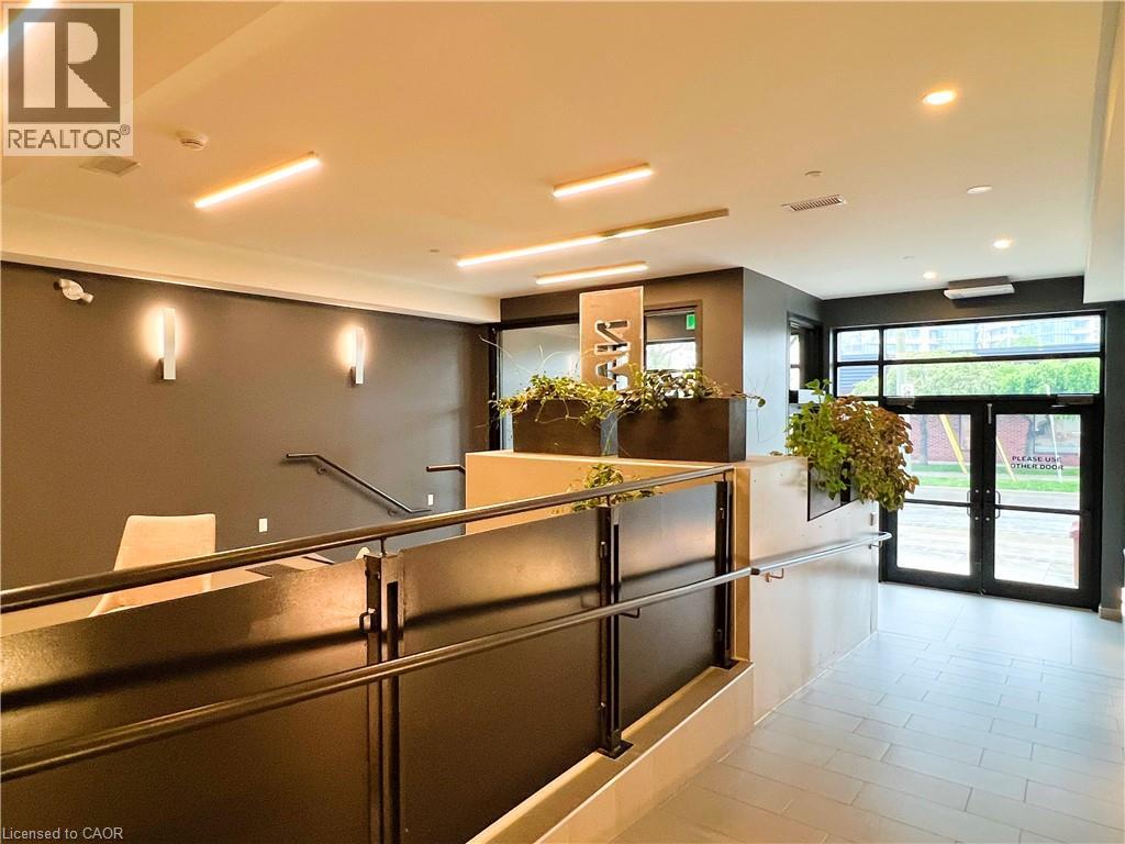 690 W KING Street W Unit# 116, Kitchener, Ontario, N2G0B9 — Photo 27