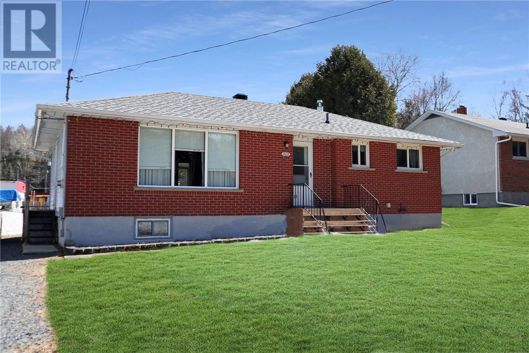 203 Fraser Avenue, Onaping, Ontario, P0M2C0 — Photo 25