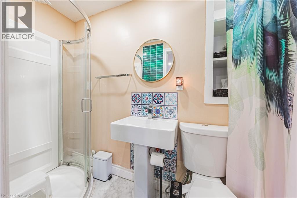 5 WEST 3RD Street, Hamilton, Ontario, L9C3J5 — Photo 11