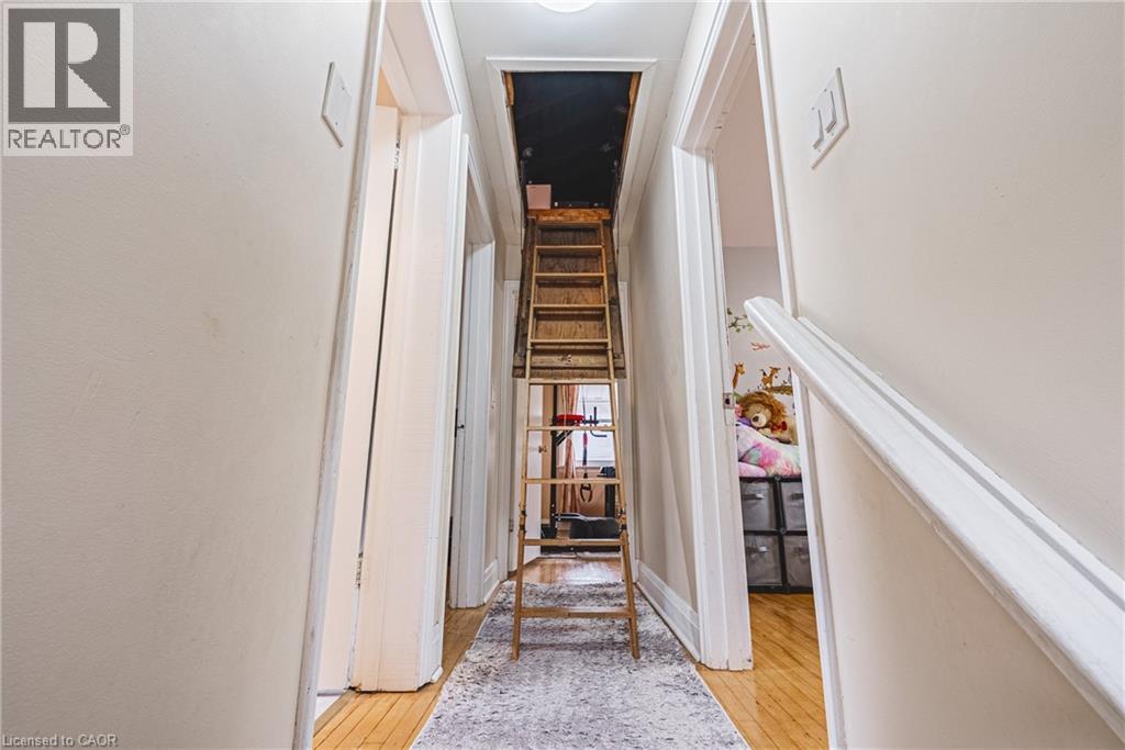 5 WEST 3RD Street, Hamilton, Ontario, L9C3J5 — Photo 15
