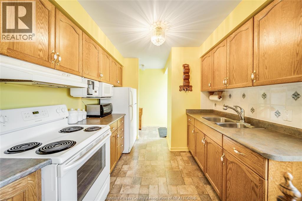 2693 MEADOWBROOK LANE, Windsor, Ontario, N8T2Y3 — Photo 11