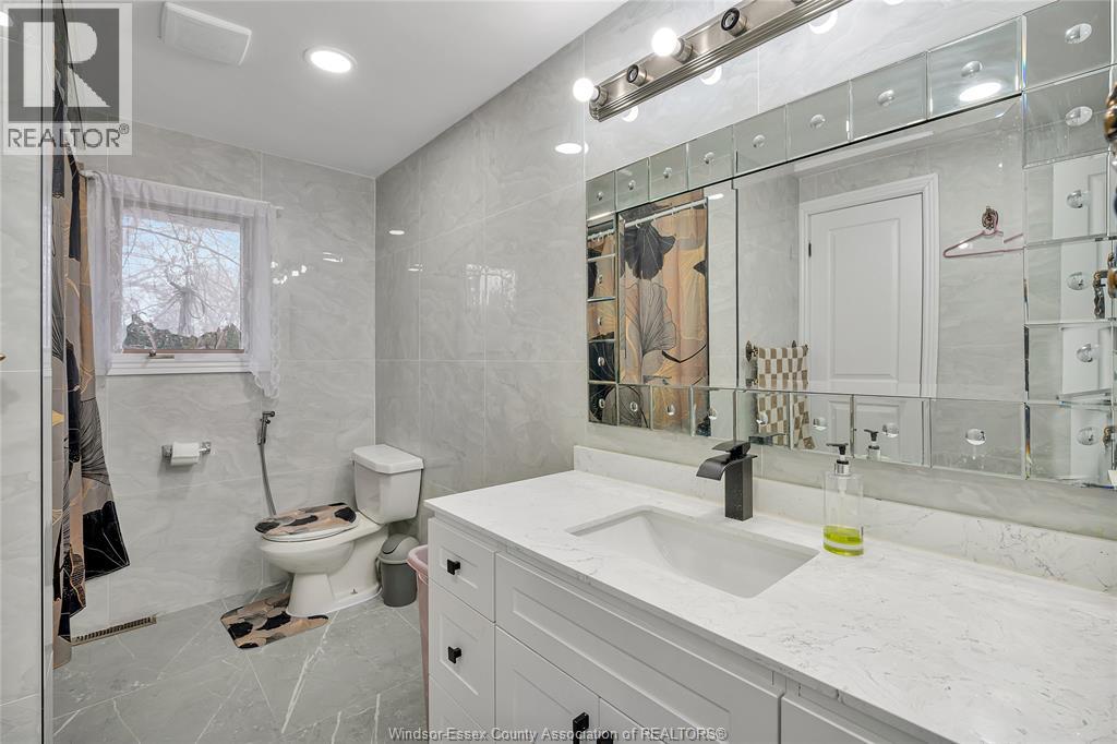 655 ROSELAND DRIVE South, Windsor, Ontario, N9G1T7 — Photo 14