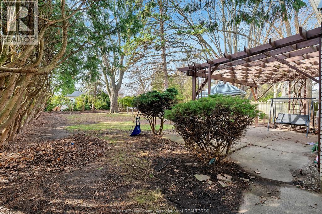 655 ROSELAND DRIVE South, Windsor, Ontario, N9G1T7 — Photo 29