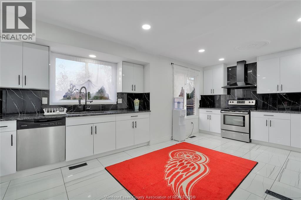 655 ROSELAND DRIVE South, Windsor, Ontario, N9G1T7 — Photo 6