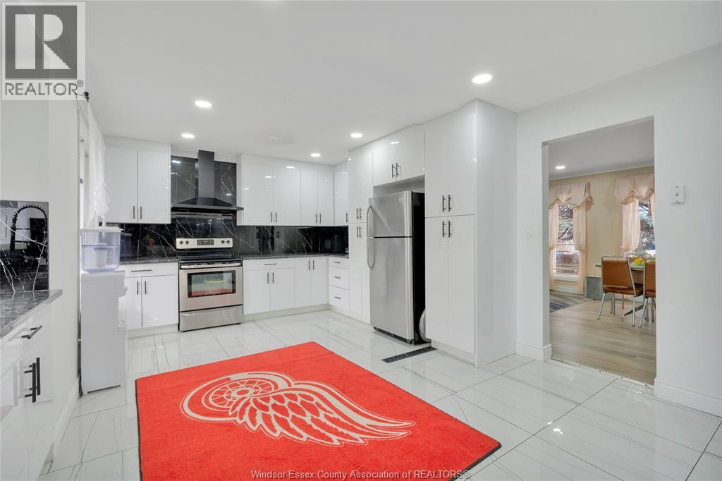 655 ROSELAND DRIVE South, Windsor, Ontario, N9G1T7 — Photo 7