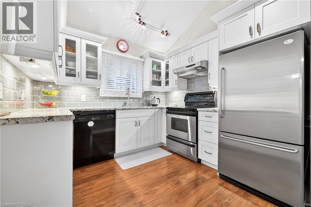 22 NOVOCO Drive, Hamilton, Ontario, L9C7E8 — Photo 13