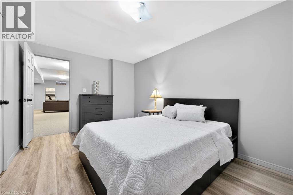 22 NOVOCO Drive, Hamilton, Ontario, L9C7E8 — Photo 23