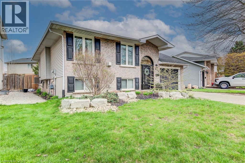 350 AUBURN Drive, Waterloo, Ontario, N2K3K9 — Photo 2