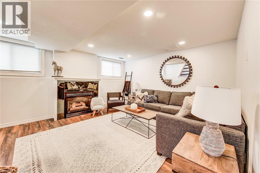 350 AUBURN Drive, Waterloo, Ontario, N2K3K9 — Photo 32