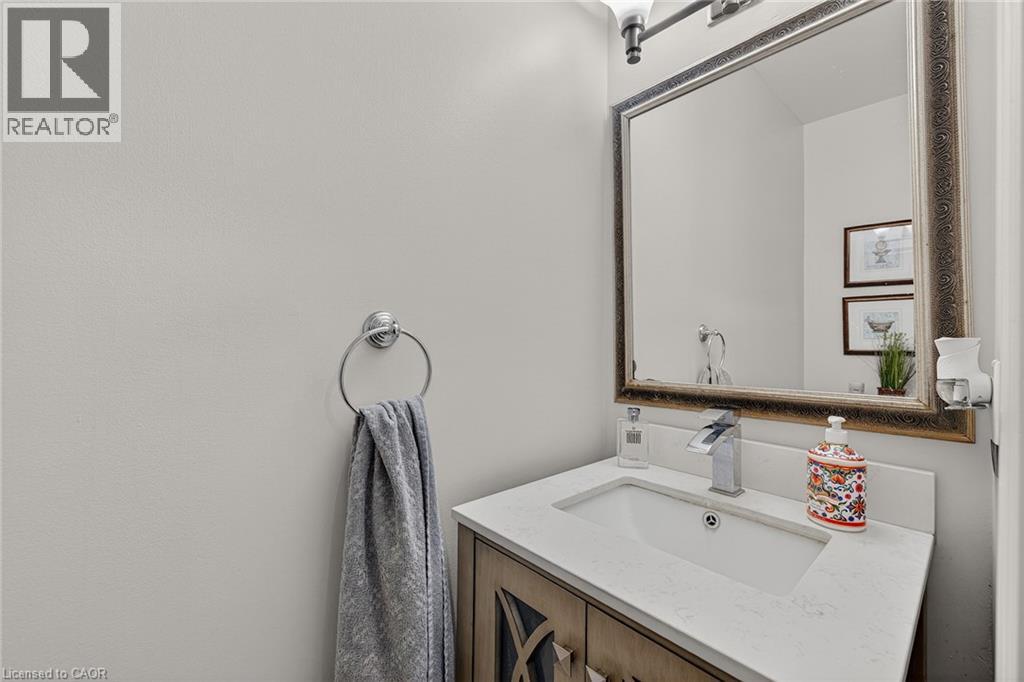 79 HOLBROOK Crescent, Cambridge, Ontario, N1T1V7 — Photo 14