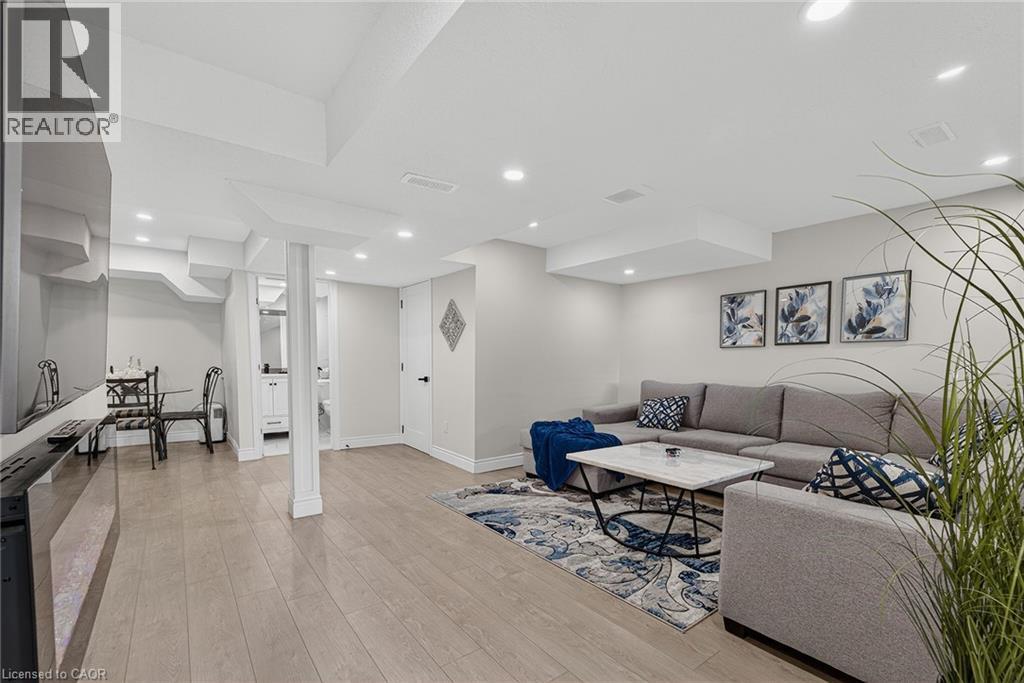 79 HOLBROOK Crescent, Cambridge, Ontario, N1T1V7 — Photo 25