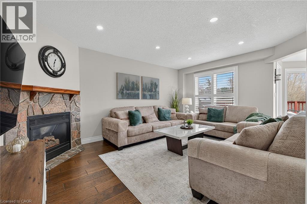 79 HOLBROOK Crescent, Cambridge, Ontario, N1T1V7 — Photo 8