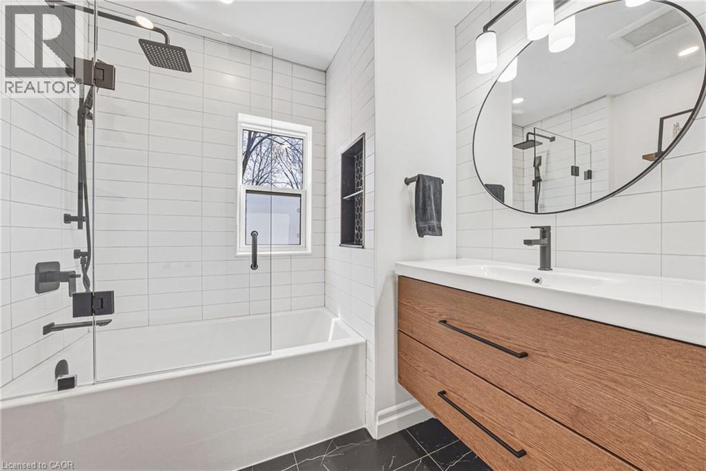 301 EVELYN Avenue, Toronto, Ontario, M6P2Z8 — Photo 21