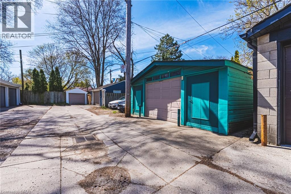 301 EVELYN Avenue, Toronto, Ontario, M6P2Z8 — Photo 38