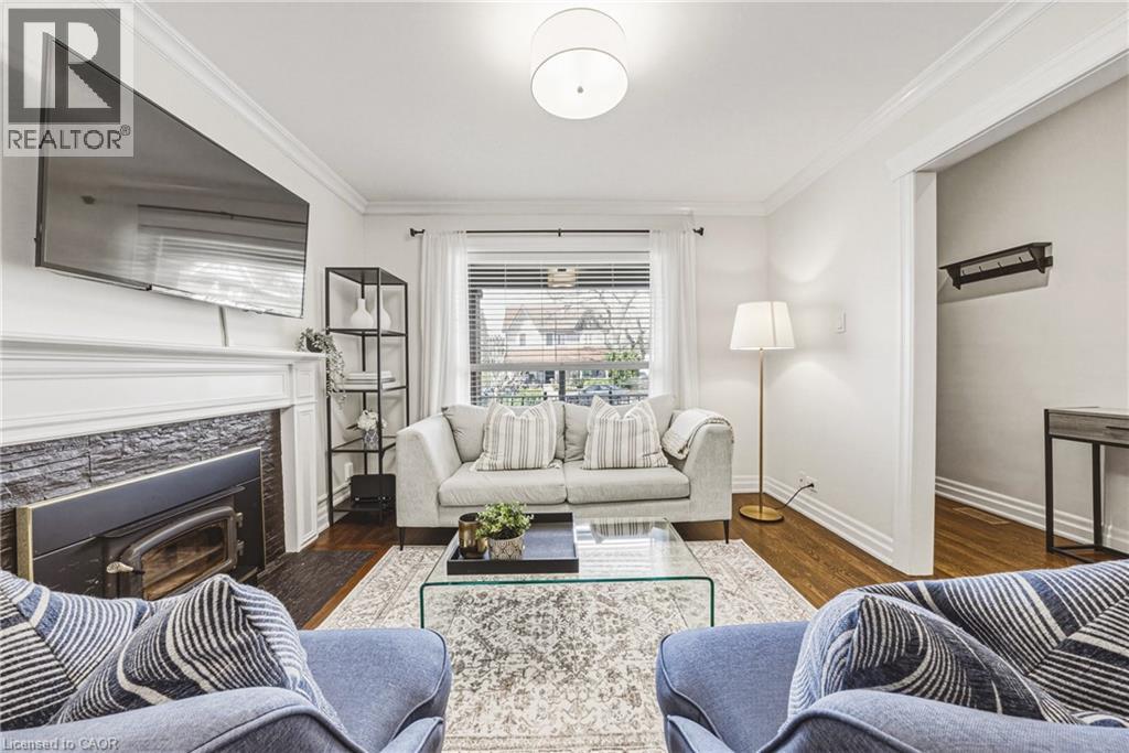 301 EVELYN Avenue, Toronto, Ontario, M6P2Z8 — Photo 6