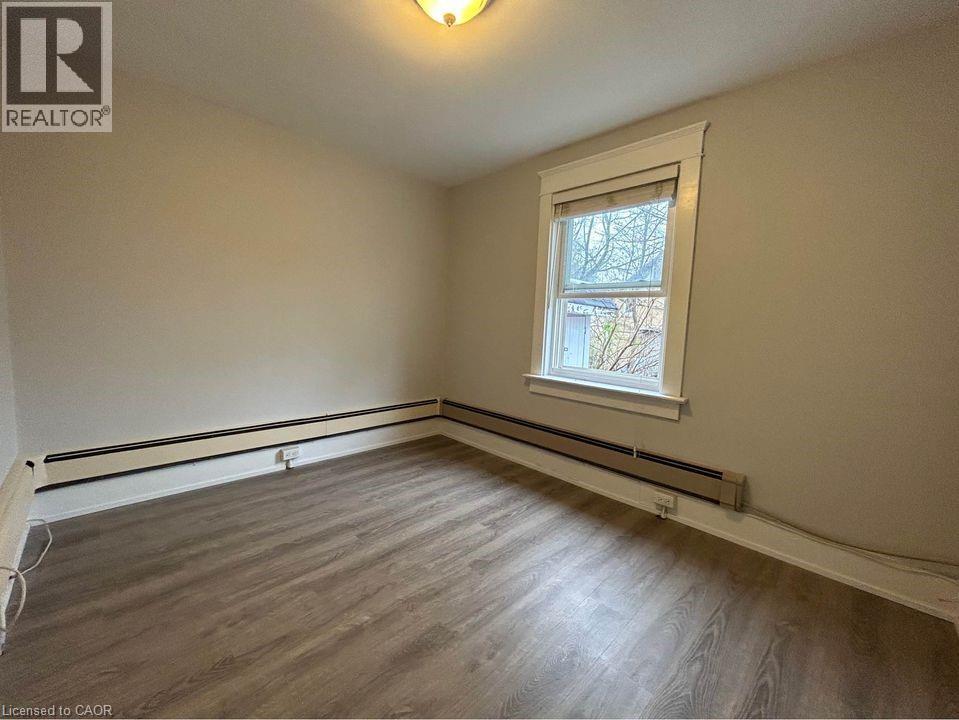 109 MOORE Avenue, Waterloo, Ontario, N2J1X3 — Photo 10