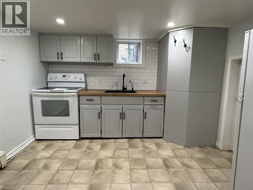 109 MOORE Avenue, Waterloo, Ontario, N2J1X3 — Photo 23