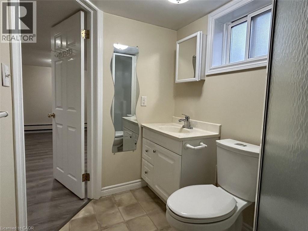 109 MOORE Avenue, Waterloo, Ontario, N2J1X3 — Photo 27