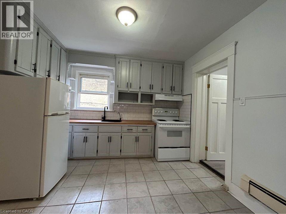 109 MOORE Avenue, Waterloo, Ontario, N2J1X3 — Photo 6