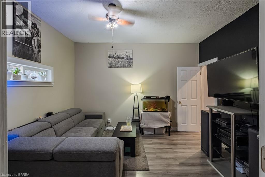 2104 GOVERNORS Road, Hamilton, Ontario, L0R1J0 — Photo 10