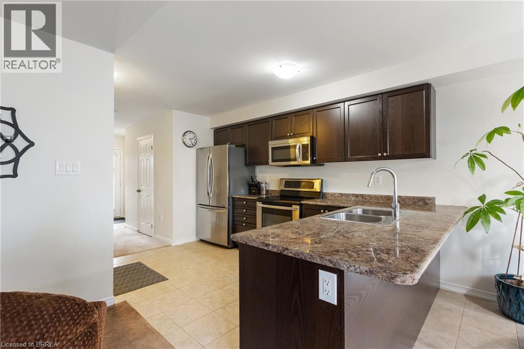 5 COLE Crescent, Brantford, Ontario, N3T0P4 — Photo 12