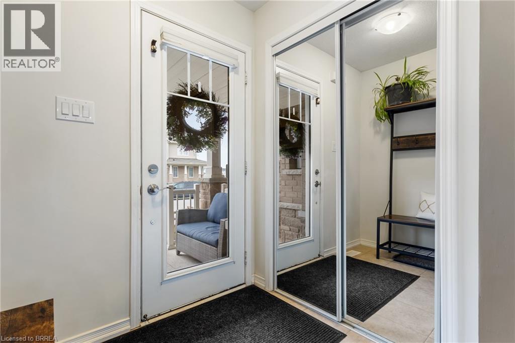 5 COLE Crescent, Brantford, Ontario, N3T0P4 — Photo 6