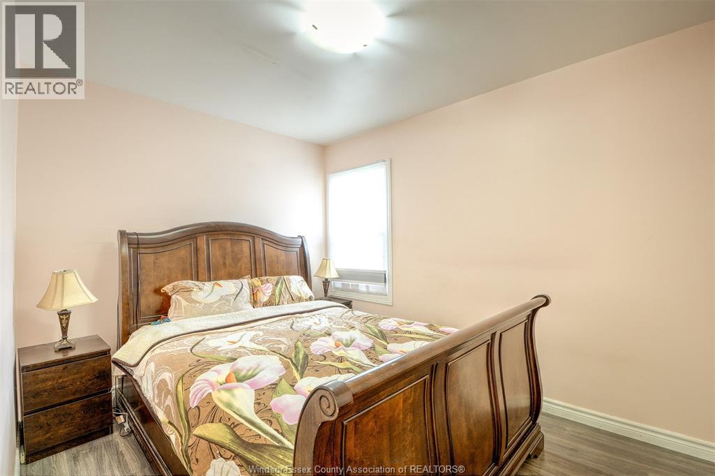 2354 Highland AVENUE, Windsor, Ontario, N8X3S5 — Photo 11
