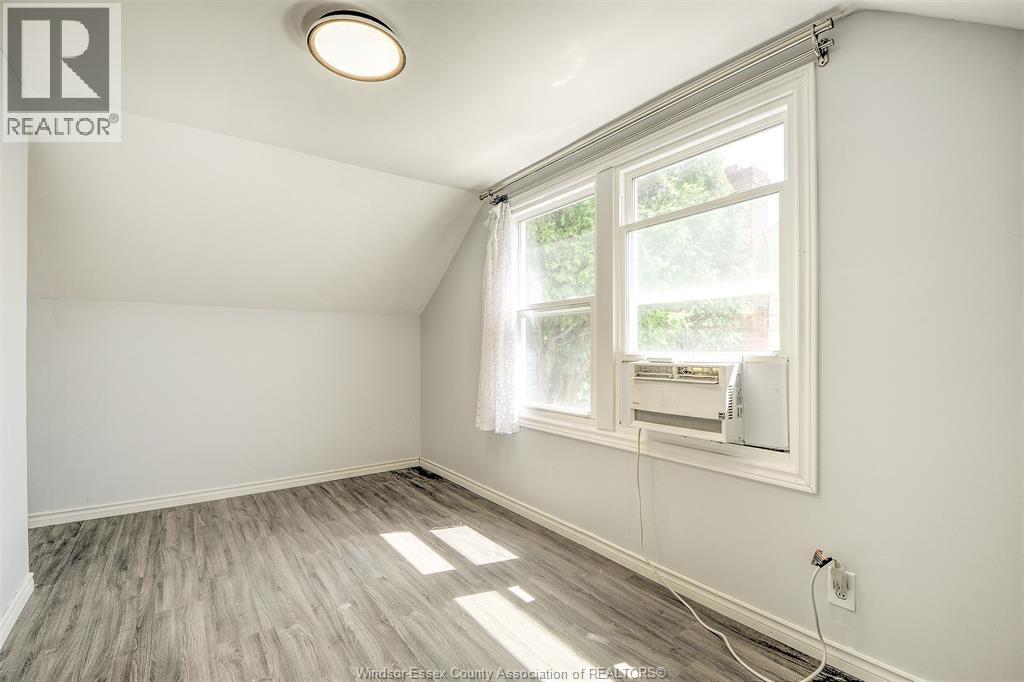 2354 Highland AVENUE, Windsor, Ontario, N8X3S5 — Photo 14