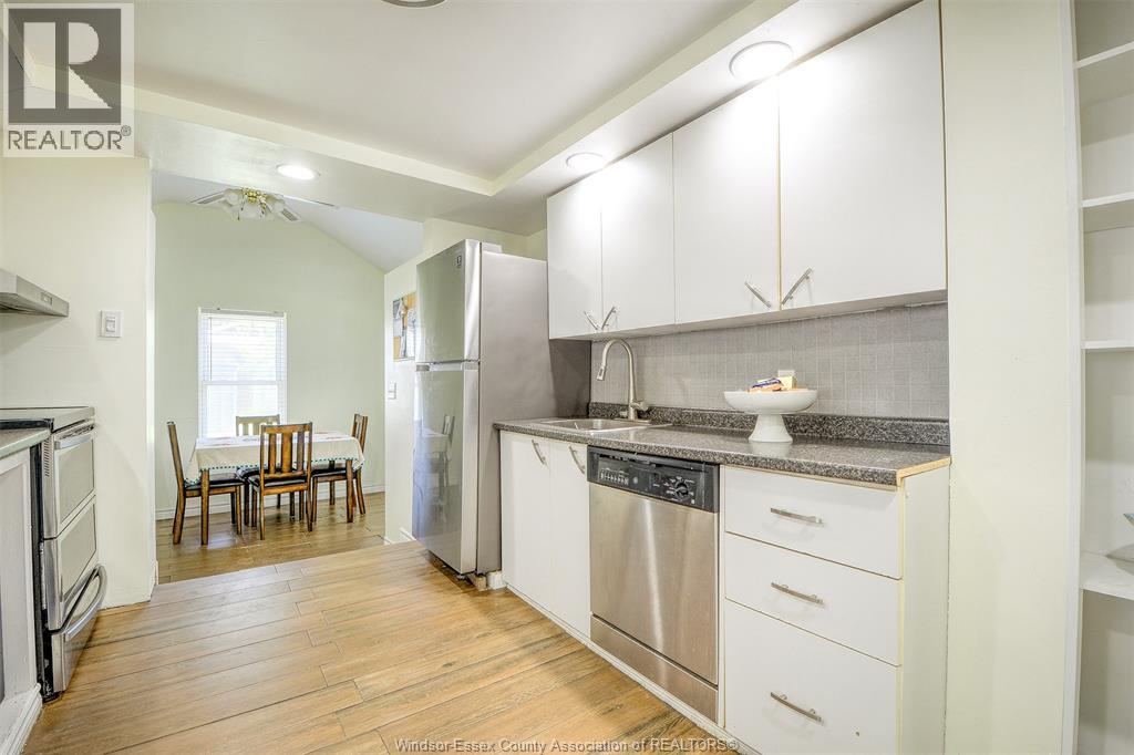 2354 Highland AVENUE, Windsor, Ontario, N8X3S5 — Photo 6