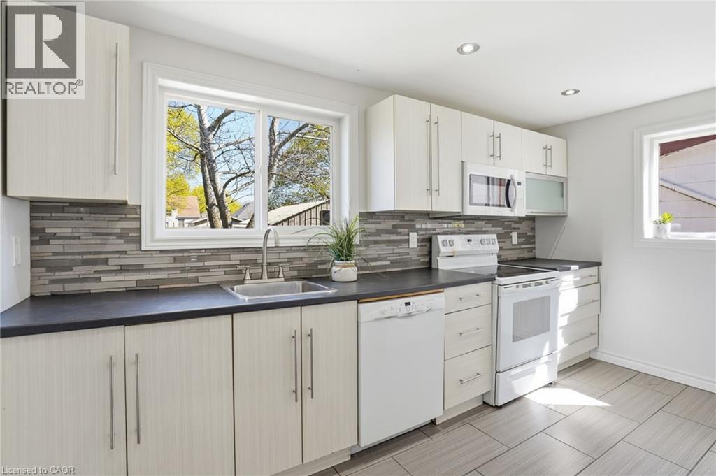 95 EAST 23RD Street, Hamilton, Ontario, L8V2W7 — Photo 18