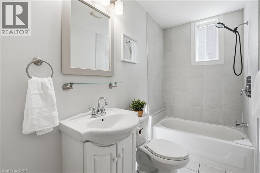 95 EAST 23RD Street, Hamilton, Ontario, L8V2W7 — Photo 23