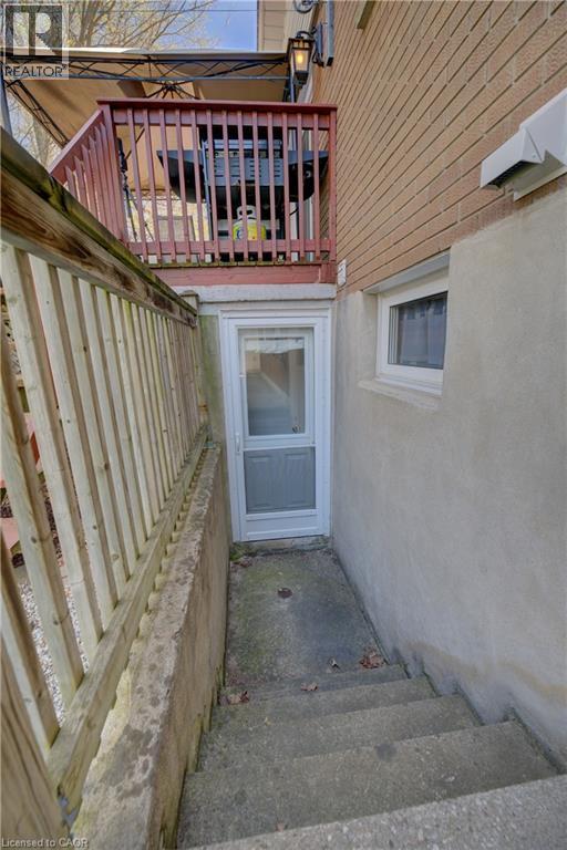 172 RENNIE Drive, Kitchener, Ontario, N2A1J6 — Photo 38