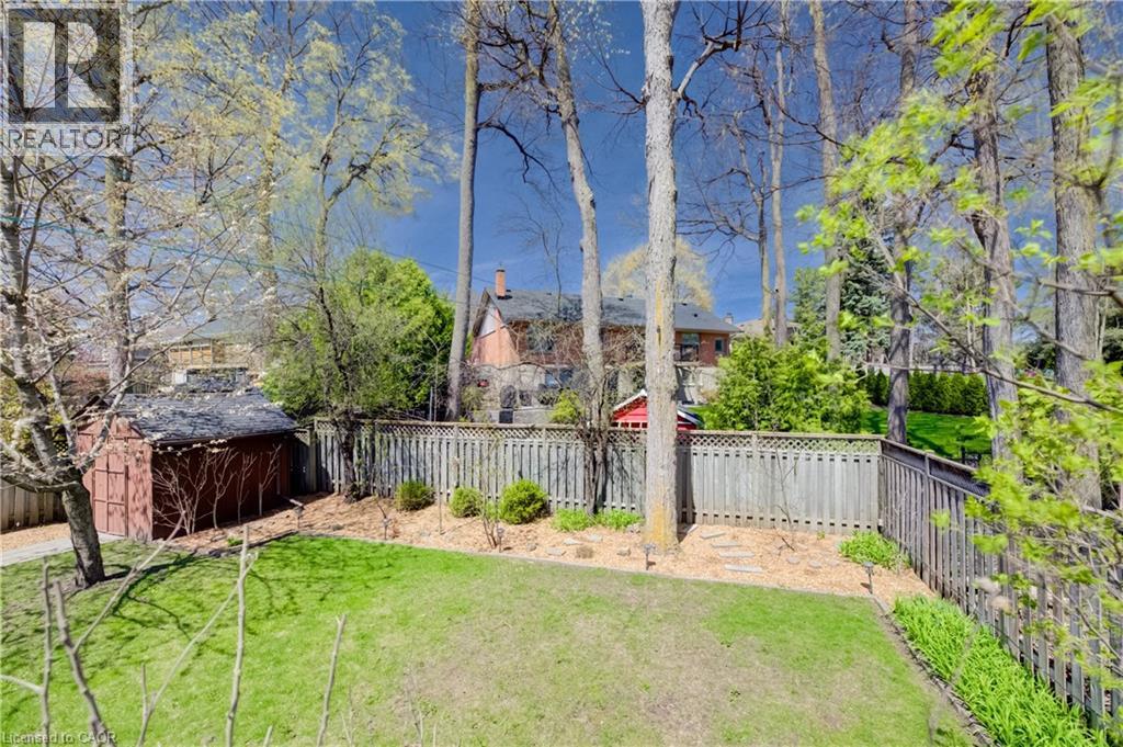 172 RENNIE Drive, Kitchener, Ontario, N2A1J6 — Photo 42
