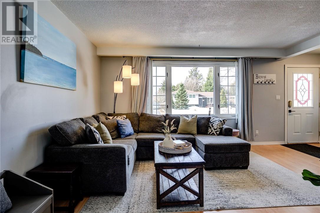 19 Beech Crescent, Sudbury, Ontario, P0M1H0 — Photo 5