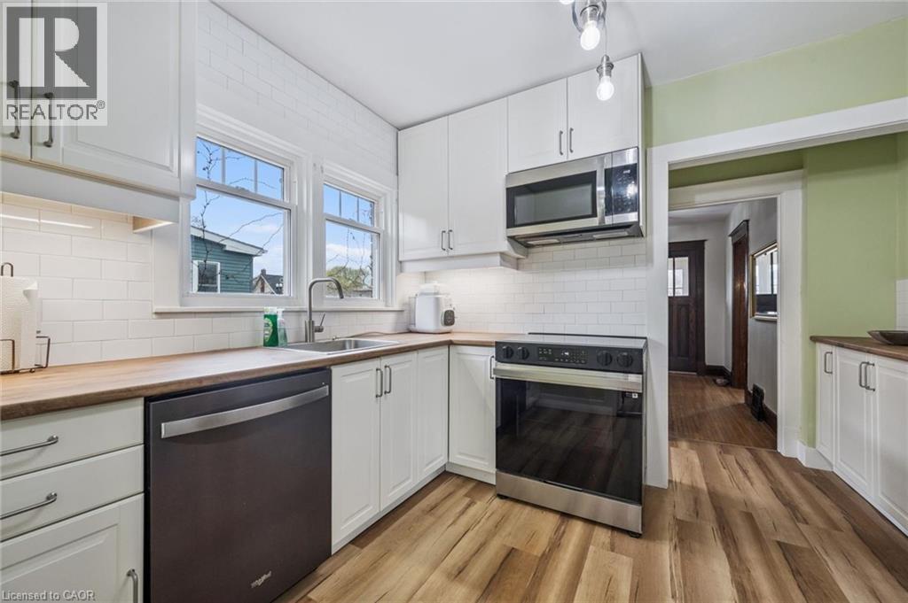 9 SPADINA Road E, Kitchener, Ontario, N2M3X2 — Photo 13